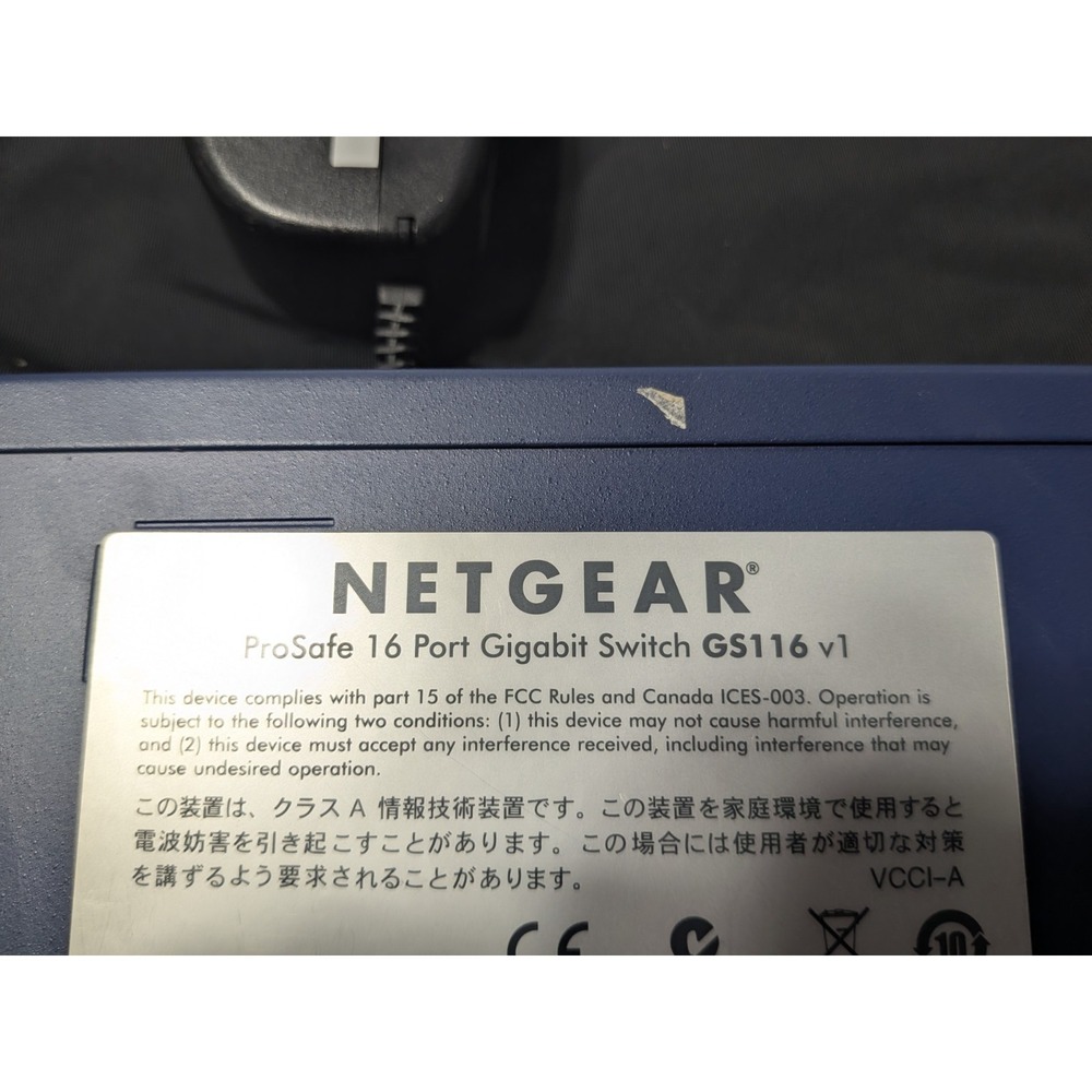 NETGEAR  ProSafe (GS116) 16-Ports External Switch - Picture 2 of 3